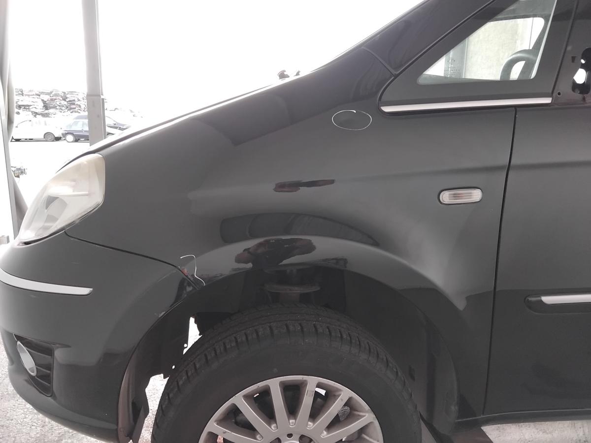 Lancia Musa Facelift original Kotflügel vorn links BJ2009 schwarzmetallic 601 nero masaccio