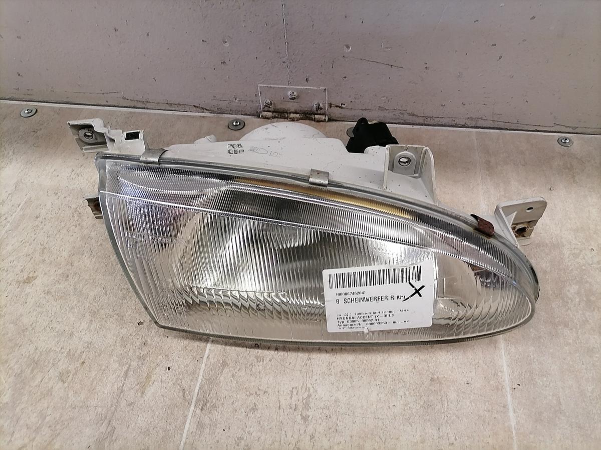 Hyundai Accent 95-97 Scheinwerfer vorn rechts Lampe