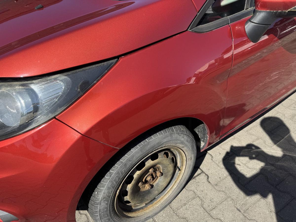 Ford Fiesta JA8 original Kotfl&uuml;gel vorn links Tango Rot Bj.2010