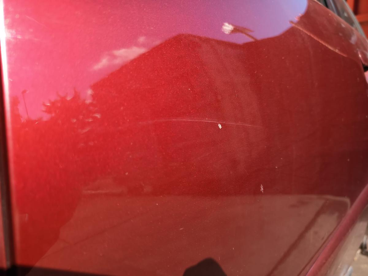 Audi A4 B5 8D original Tür hinten links Fond Z3L Hibiscusrot Bj 2000