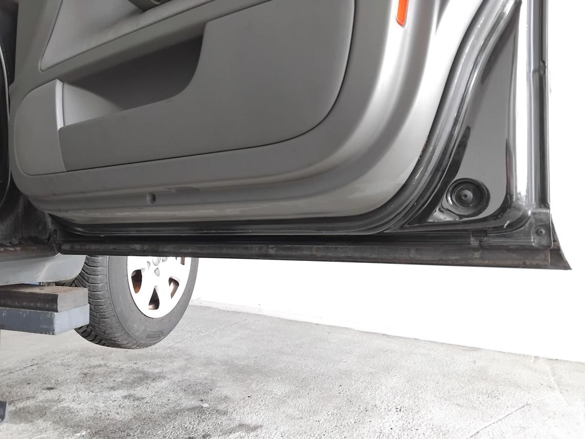 Audi A4 B6 8E Tür vorn rechts Beifahrertür LZ9W ebonyschwarzmetallic BJ2002