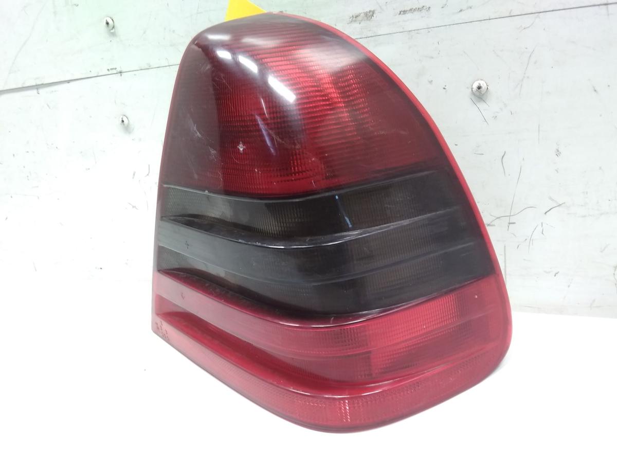 Mercedes C-Klasse W202 original R&uuml;ckleuchte Heckleuchte rechts Limousine BJ1998