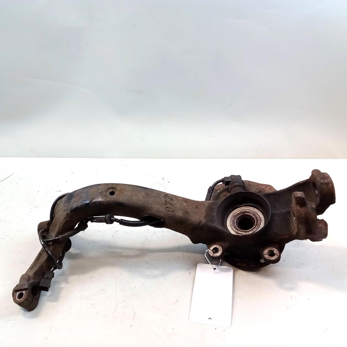 Audi A4 B5 Achsschenkel Radlagergeh&auml;use Vorderachse links 1.6 74kw Bj.1997