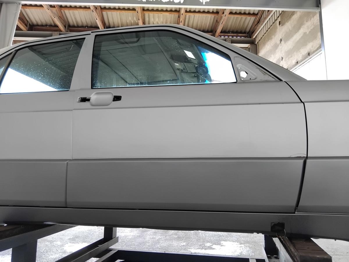 Mercedes Benz 190 W201 T&uuml;r vorn rechts Beifahrert&uuml;r BJ1991 Mopf 744 brillantsilbermetallic