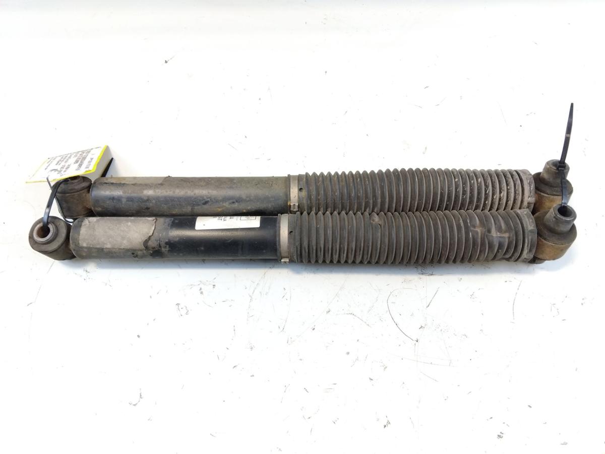 Ford Focus 3 Kombi Facelift original Satz Sto&szlig;d&auml;mpfer Hinterachse Bj.2015