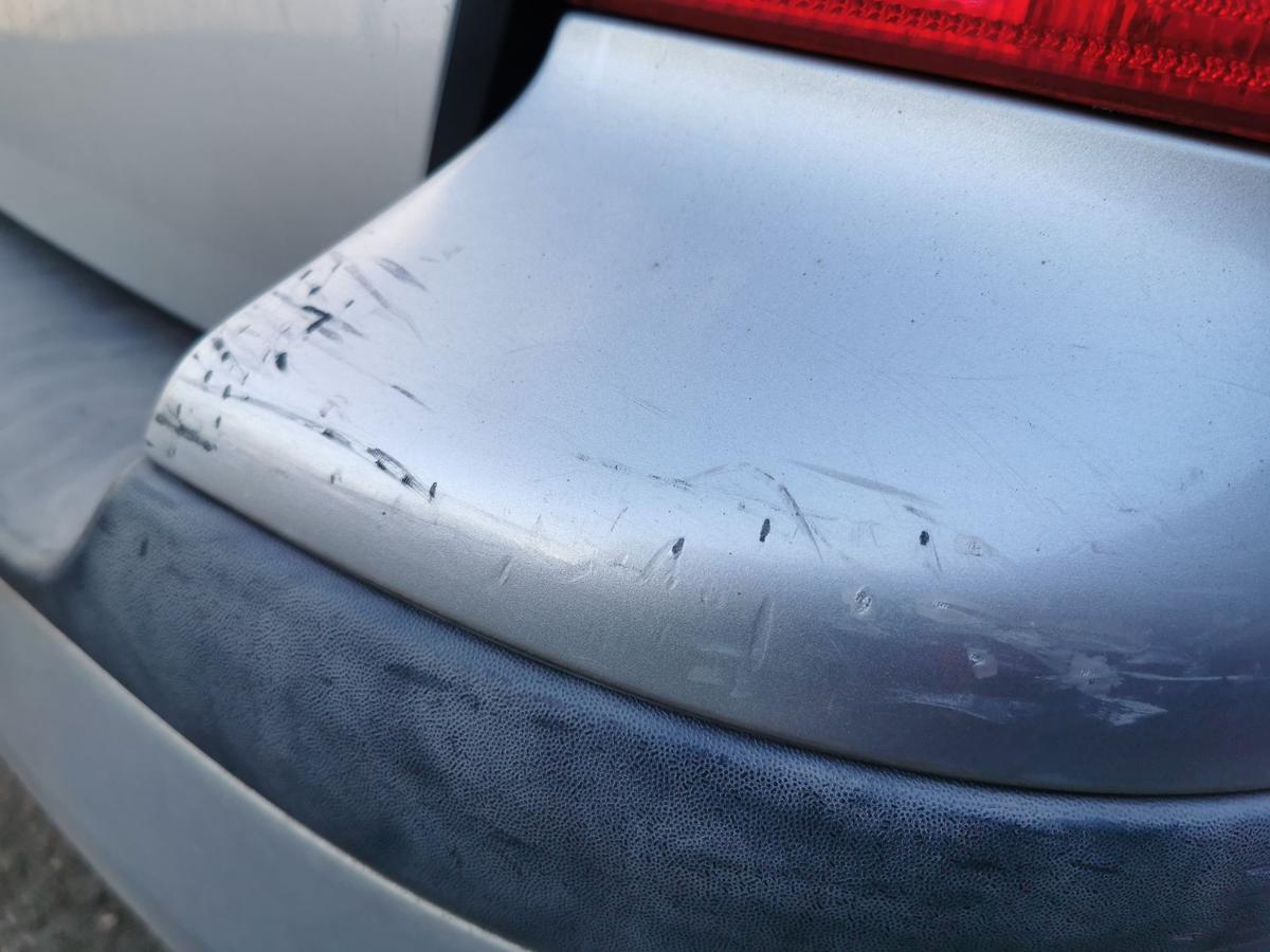 VW Golf IV 4 1J Kombi Stossstange Stossfänger Bumper hinten LA7W Reflexsilber