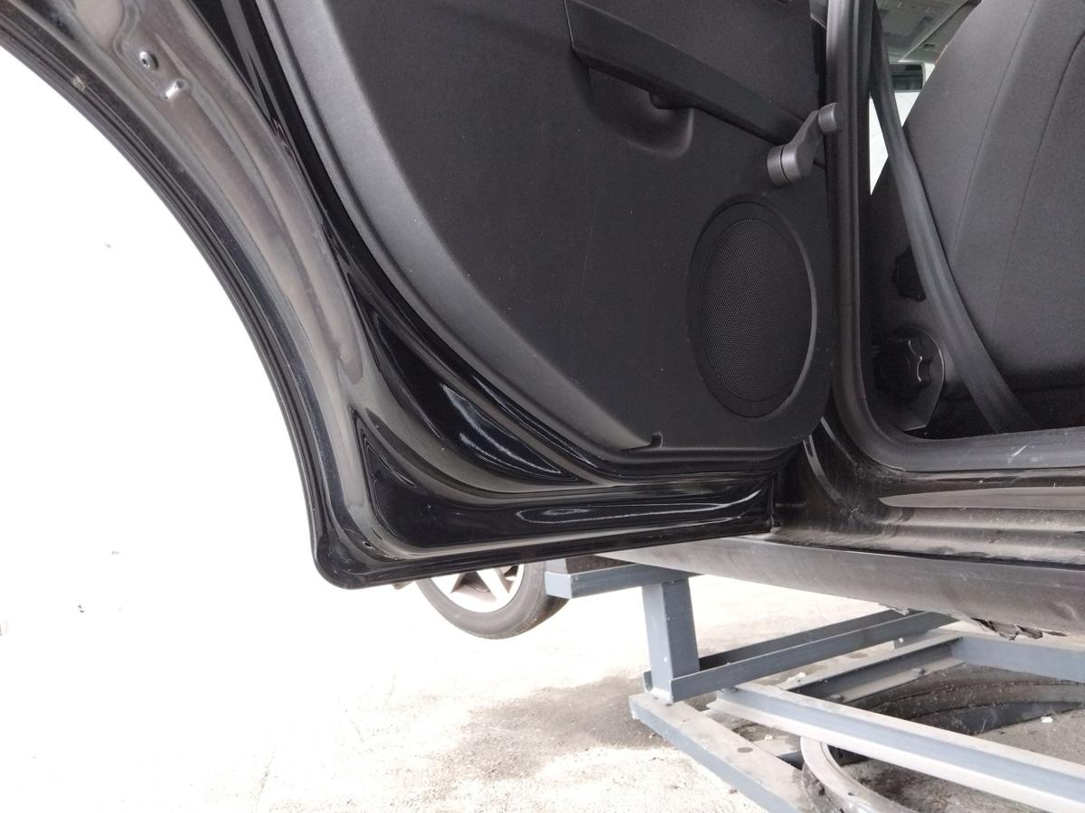 Seat Leon 2 1P Tür hinten links phantomschwarzmetallic LZ9Y BJ2012