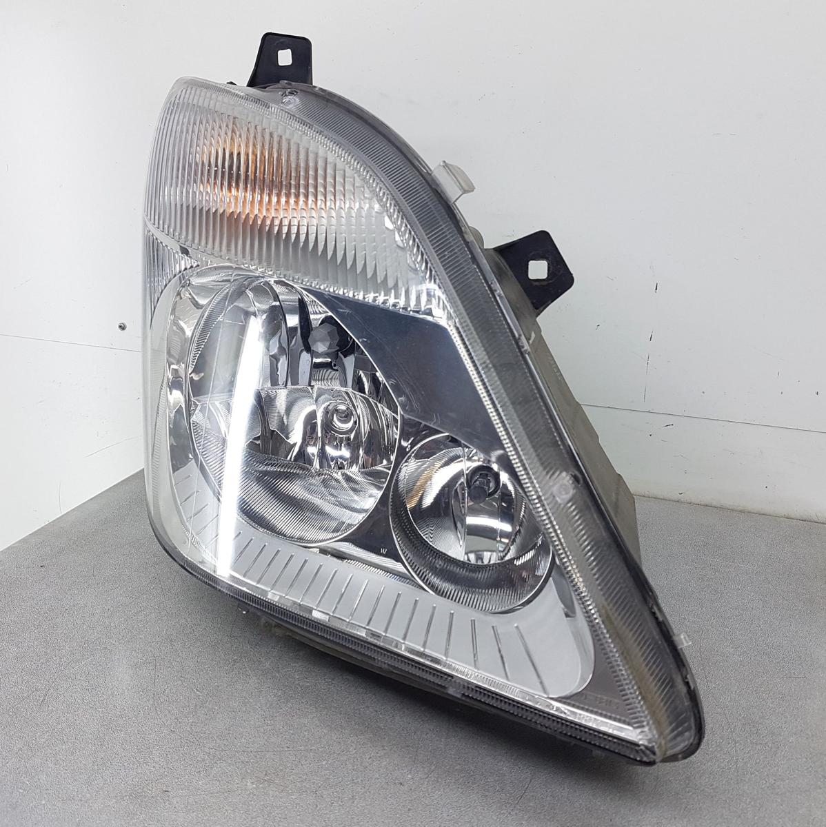 Mercedes Sprinter 906 Hauptscheinwerfer rechts Bj2008 Frontscheinwerfer rechts
