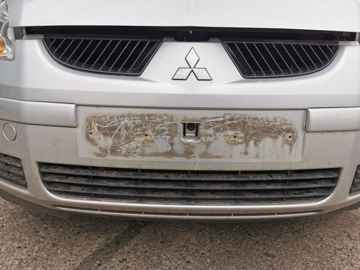 Mitsubishi Colt Z30 Stossfänger Stossstange Bumper vorn NSW A50 Pure Silver Met