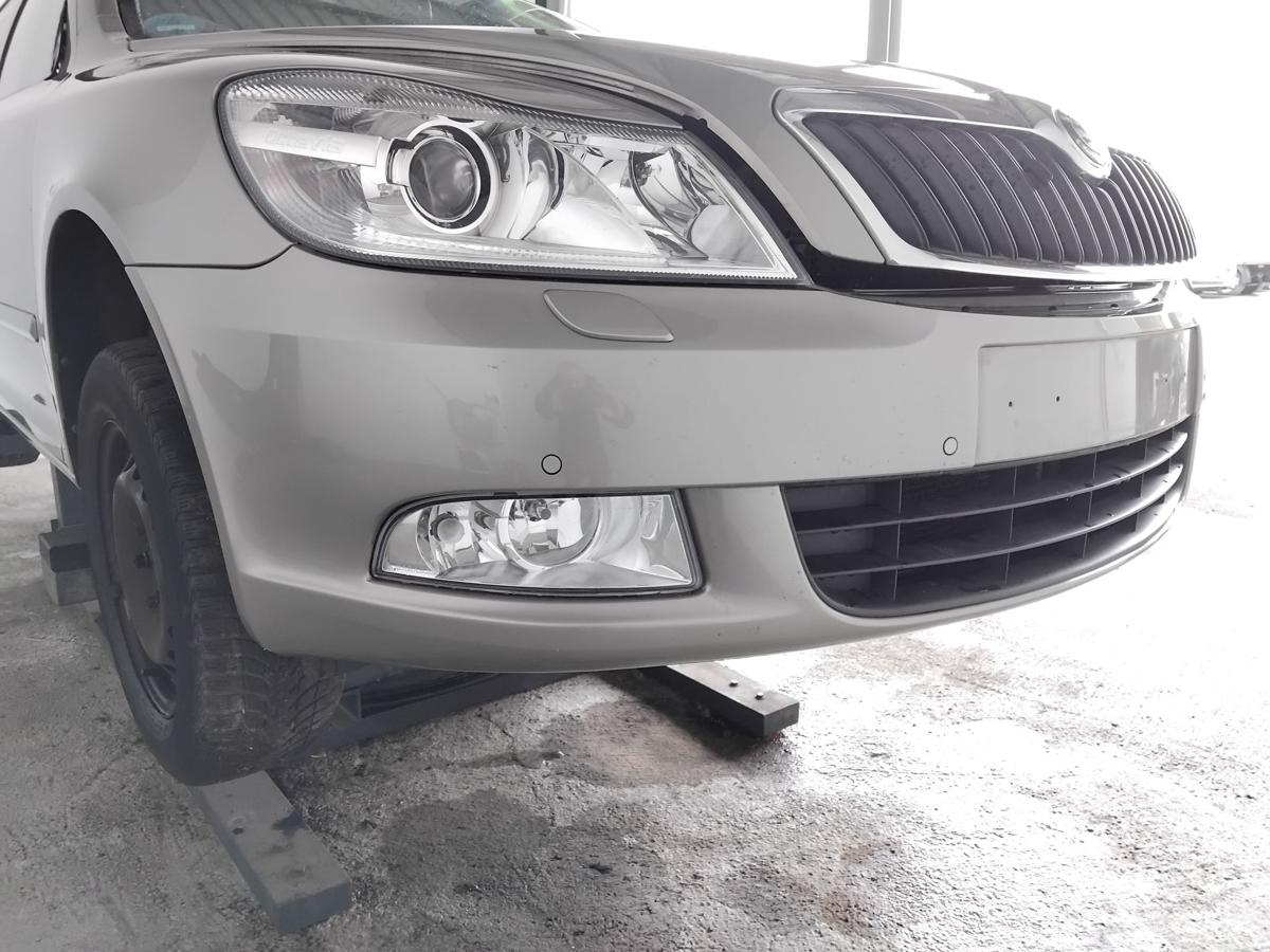 Skoda Octavia 2 1Z Facelift original Sto&szlig;stange Sto&szlig;f&auml;nger vorn SRA PDC BJ2012