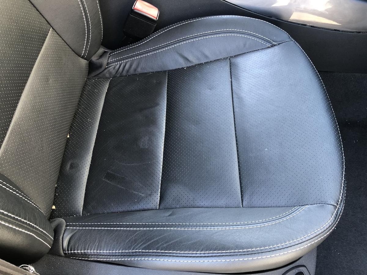 Renault Laguna III original Beifahrerseitz vorn rechts Leder schwarz Bj 2010