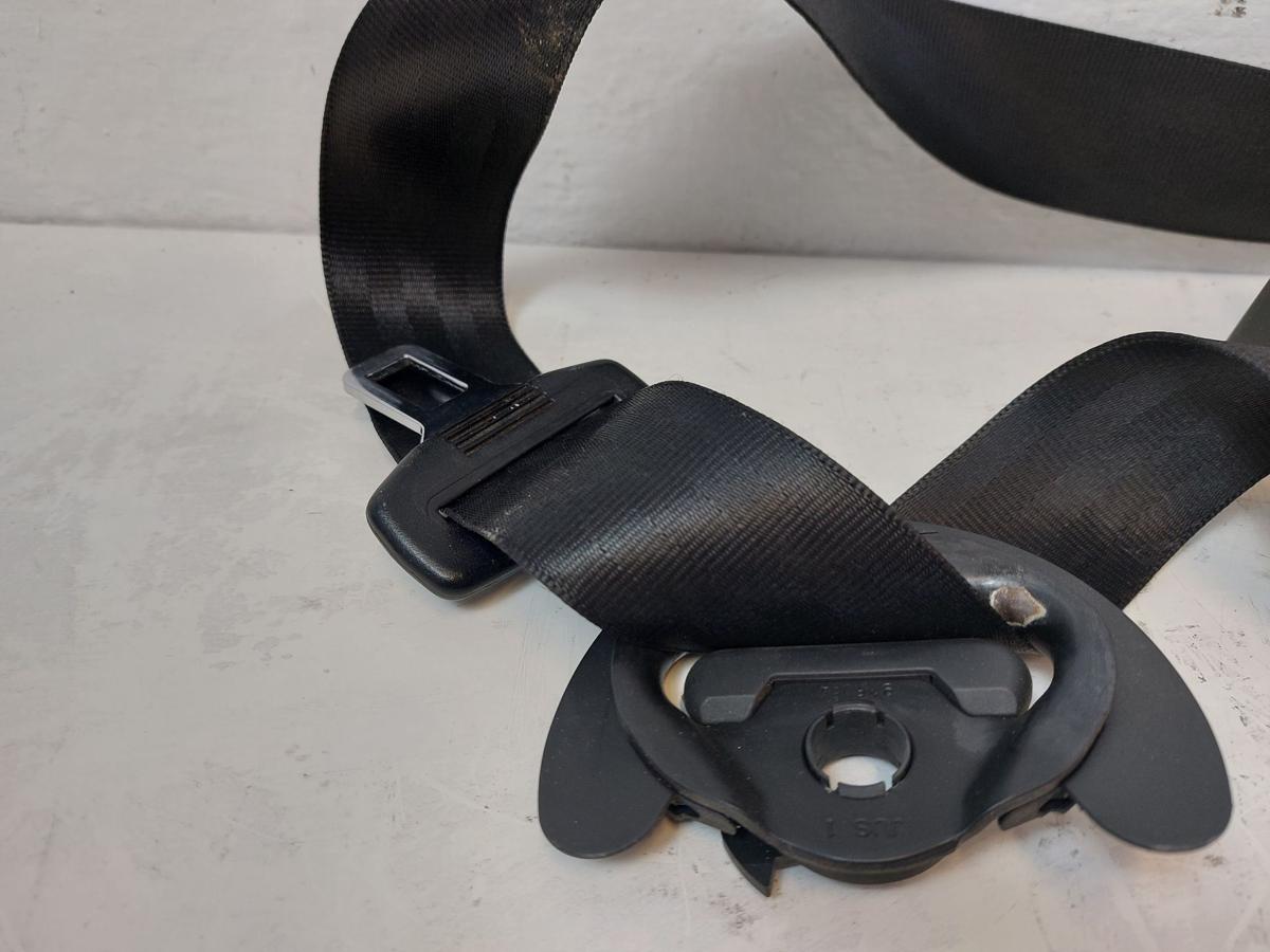 VW Touran 1T 1T1 Sicherheitsgurt vorn rechts Anschnaller Beifahrergurt