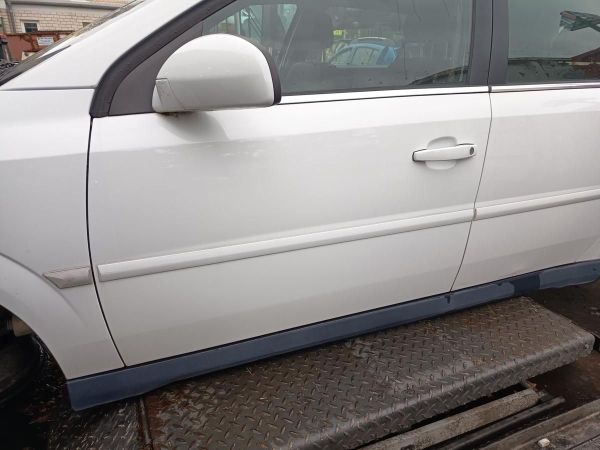 Opel Vectra C Caravan orig Tür vorn links Fahrertür Z474 Casablancaweiß Bj 2008