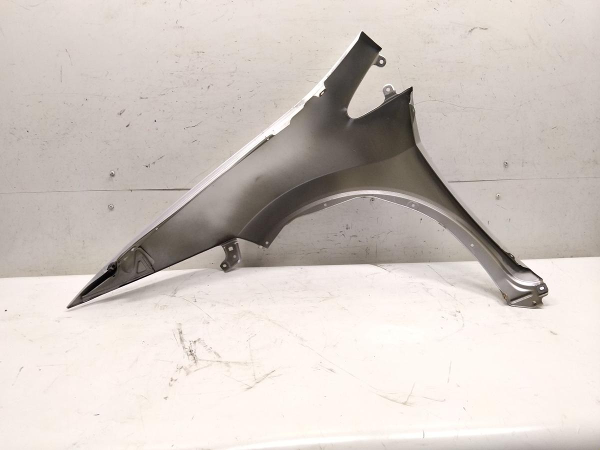 Honda Civic 8 FK1 original Kotfl&uuml;gel vorn rechts silbermetallic BJ2008