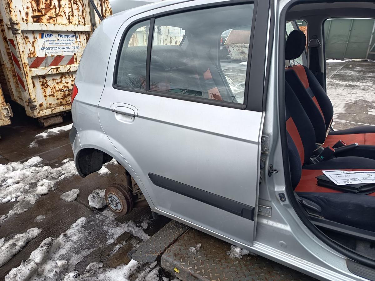 Hyundai Getz original T&uuml;r hinten rechts Fond 5S Space silver Bj 2005