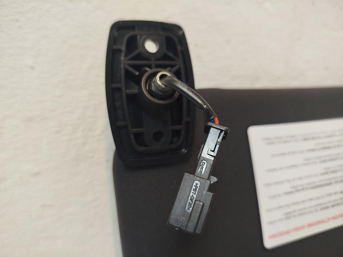 Citroen DS3 Sport Chic Sonnenblende vorn rechts Beifahrerseite schwarz Spiegel