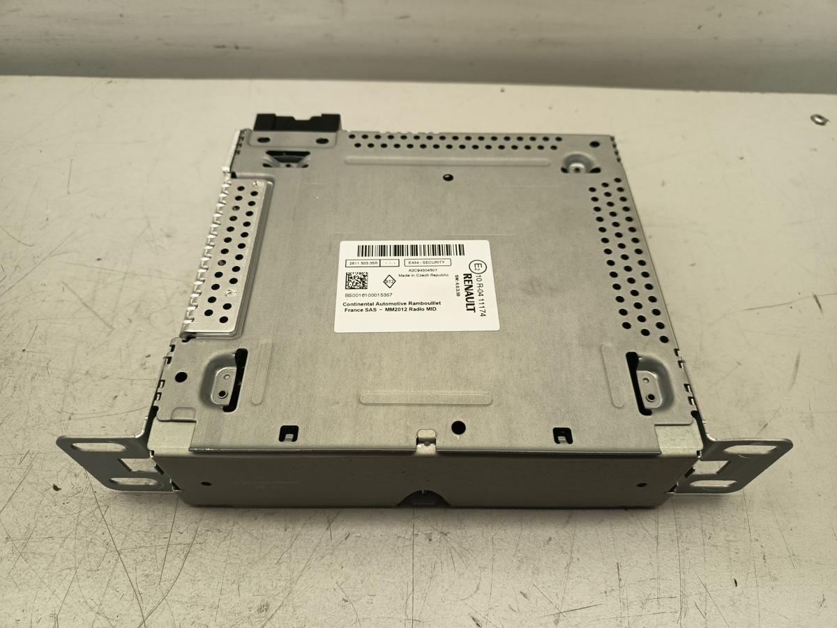 Renault Captur original Radio Autoradio 281153335R Baujahr 2016