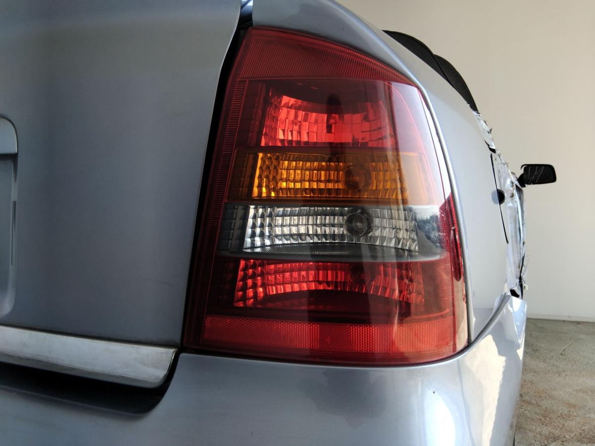 Opel Astra G Cabrio Coupe original Rückleuchte Heckleuchte rechts BJ2004 dunkel