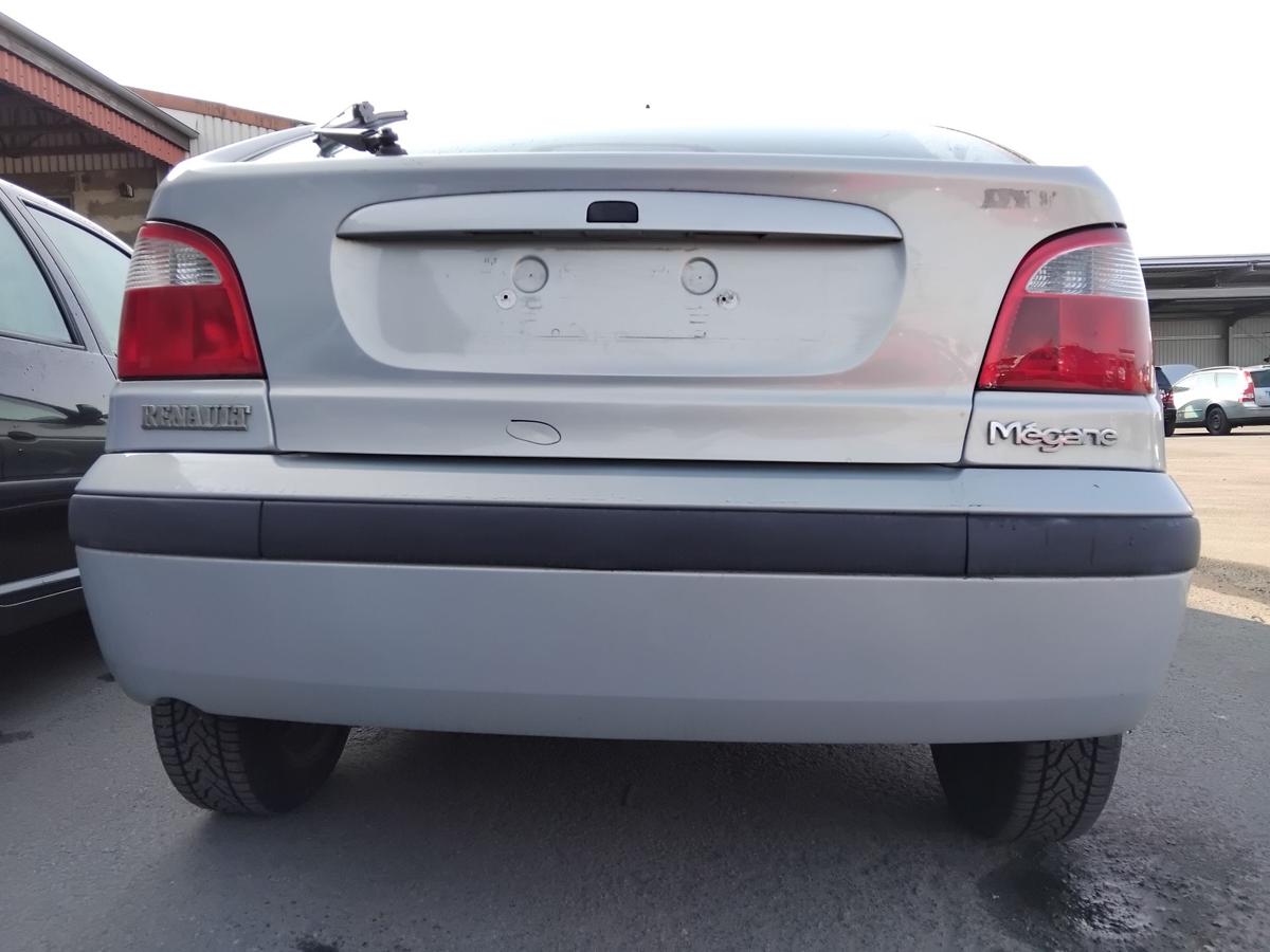Renault Megane 1 Facelift orig Sto&szlig;stange Stossf&auml;nger hinten Flie&szlig;heck BJ2001
