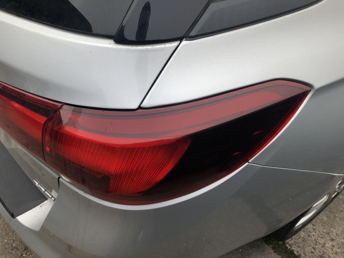 Opel Astra K B16 Caravan Rückleuchte rechts außen Ecke Rücklicht kein LED