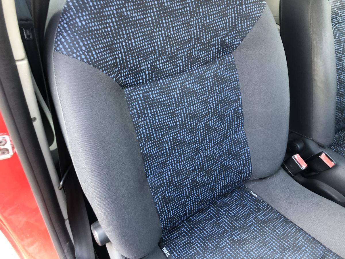 Renault Twingo 2 II Sitz vorn rechts Beifahrersiitz Stoff ohne Heizung