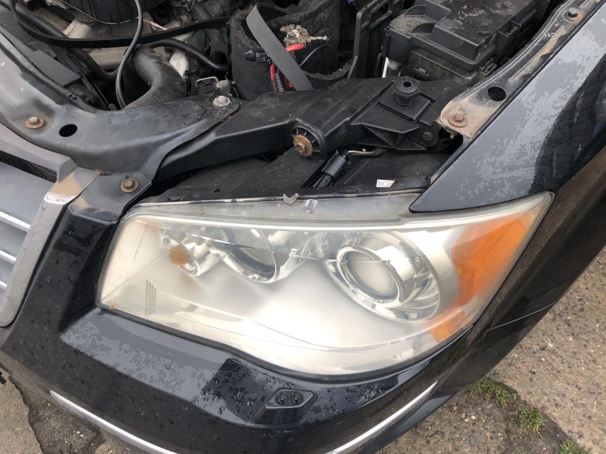 Chrysler Grand Voyager RT Scheinwerfer links Xenon Frontscheinwerfer Lampe