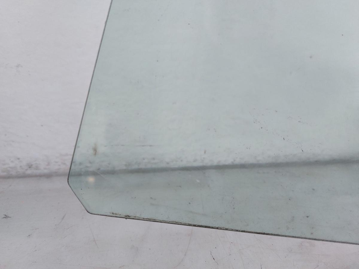 VW Passat 3C B7 T&uuml;rscheibe vorn links Seitenscheibe Scheibe Doppelverglast