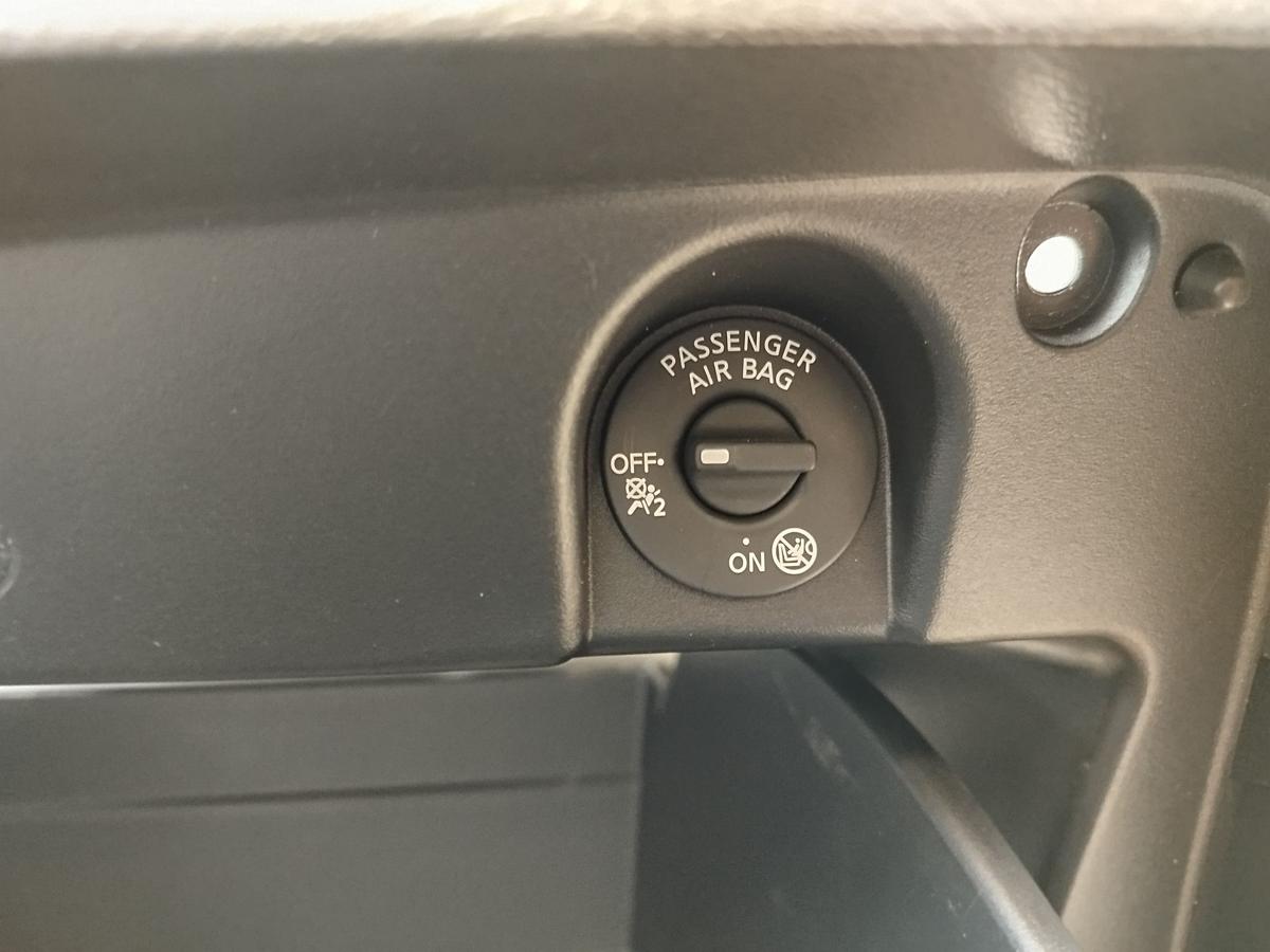 Nissan Micra K14 Handschuhfach Handschuhkasten Schalttafelkasten