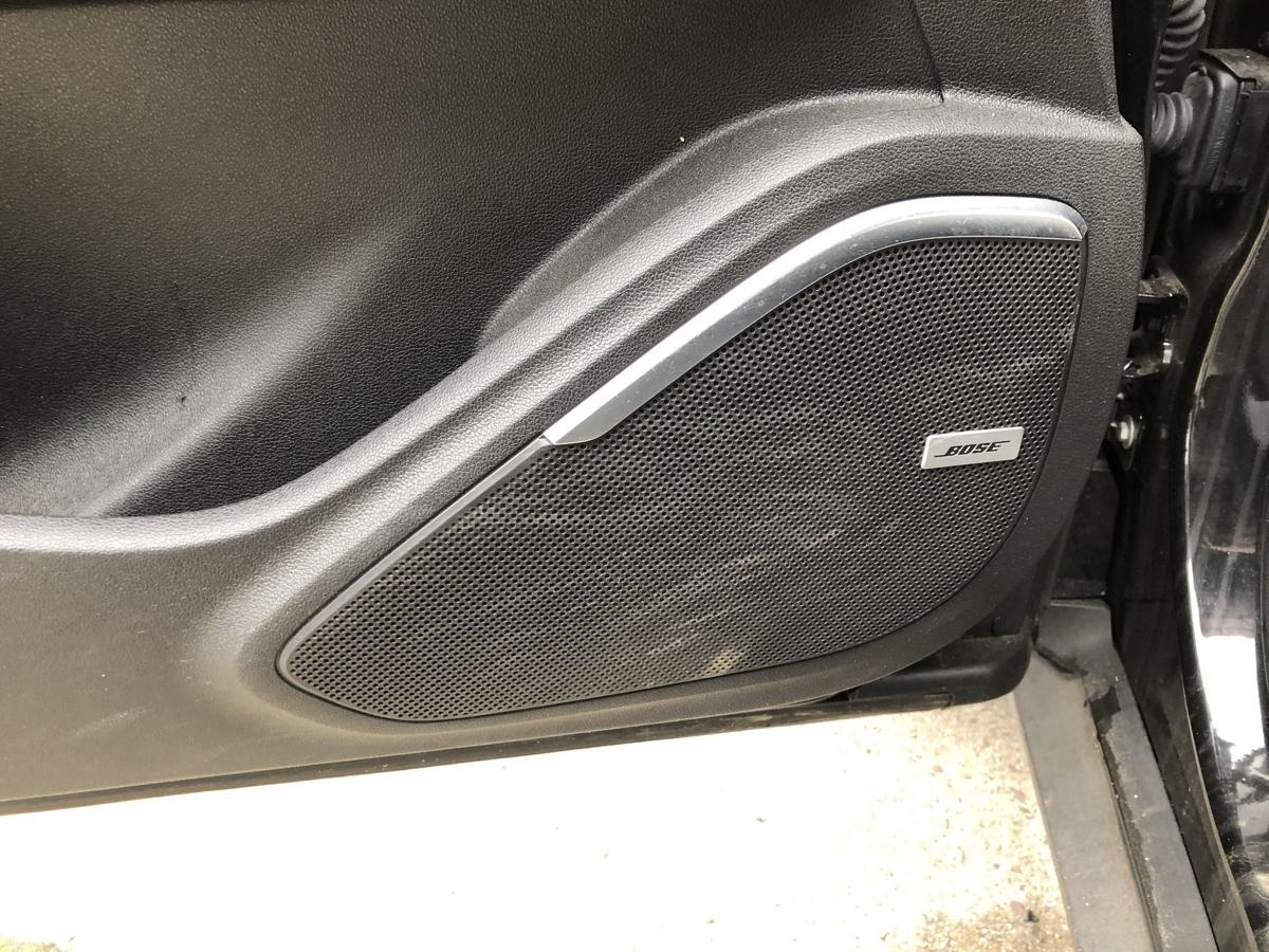 Renault Scenic IV 4 J9 Türverkleidung vorn links Bose Edition Innenverkleidung