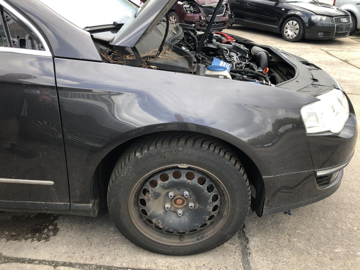 VW Passat 3C B6 Variant Kotfl&uuml;gel vorn rechts Beifahrer LC8Z Moccabrown OEM