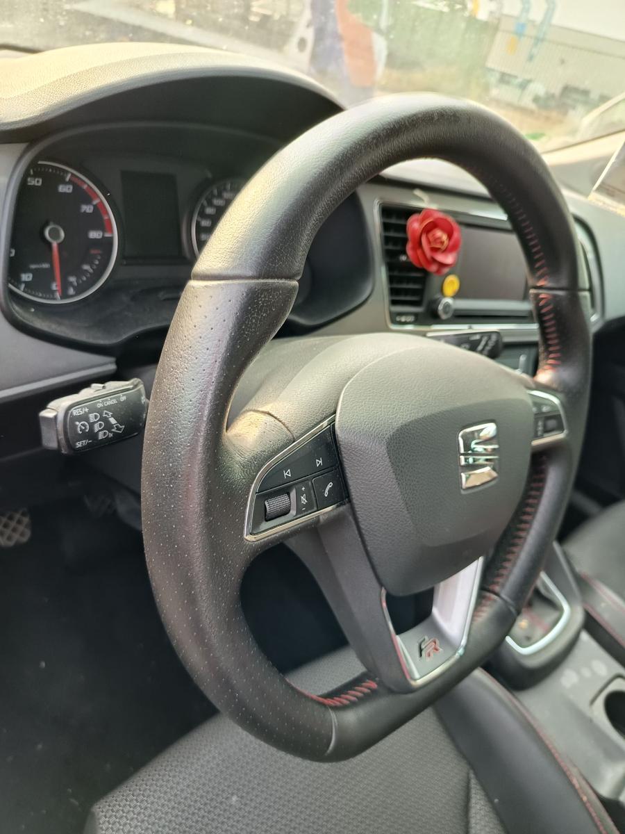 Seat Leon ST 5F original FR Lenkrad Leder Multifunktion Sportlenkrad EZ2015