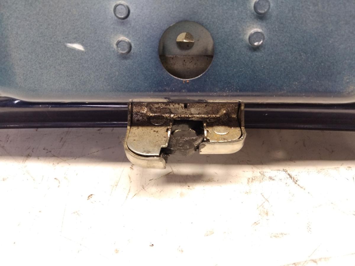 VW Touran 1T original Heckklappe LB5N Indigoblau mit Heckscheibe BJ2003 ROST