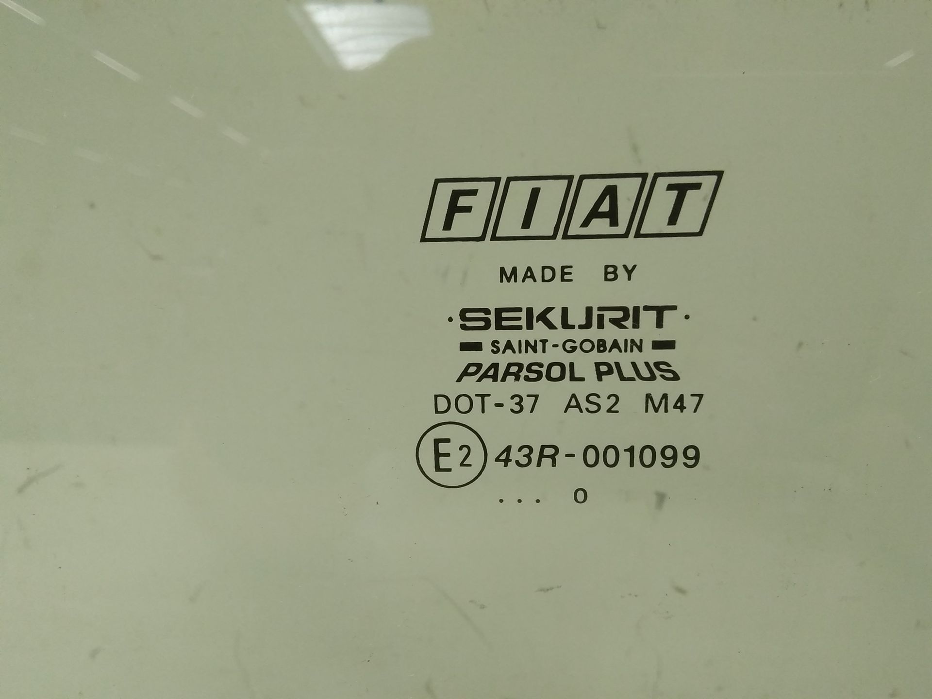 Fiat Brava 182 Türscheibe hinten links grüncol. Bj.2000