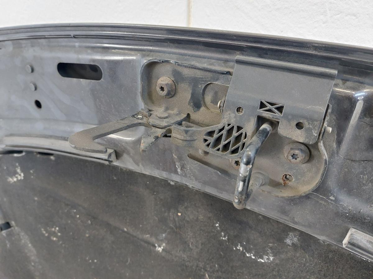 VW Passat 3C Variant Motorhaube Klappe Bonnet Deckel vorn LC8Z Moccabrown