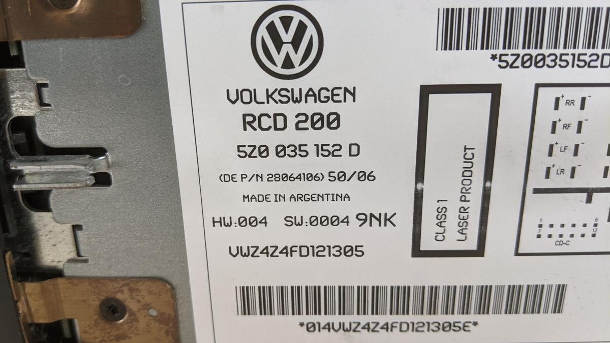 Autoradio mit CD Typ RCD200 mit Anleitung Radio ohne Code Original VW Fox 5Z