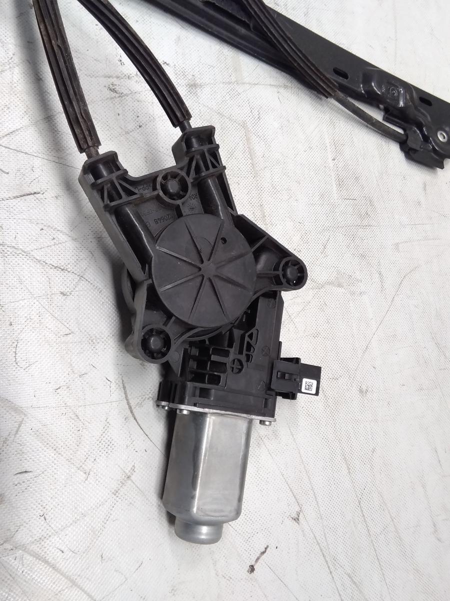 Seat Ibiza ST Kombi 6J orig.Fensterheber vorn links elektrisch mit Motor BJ2011