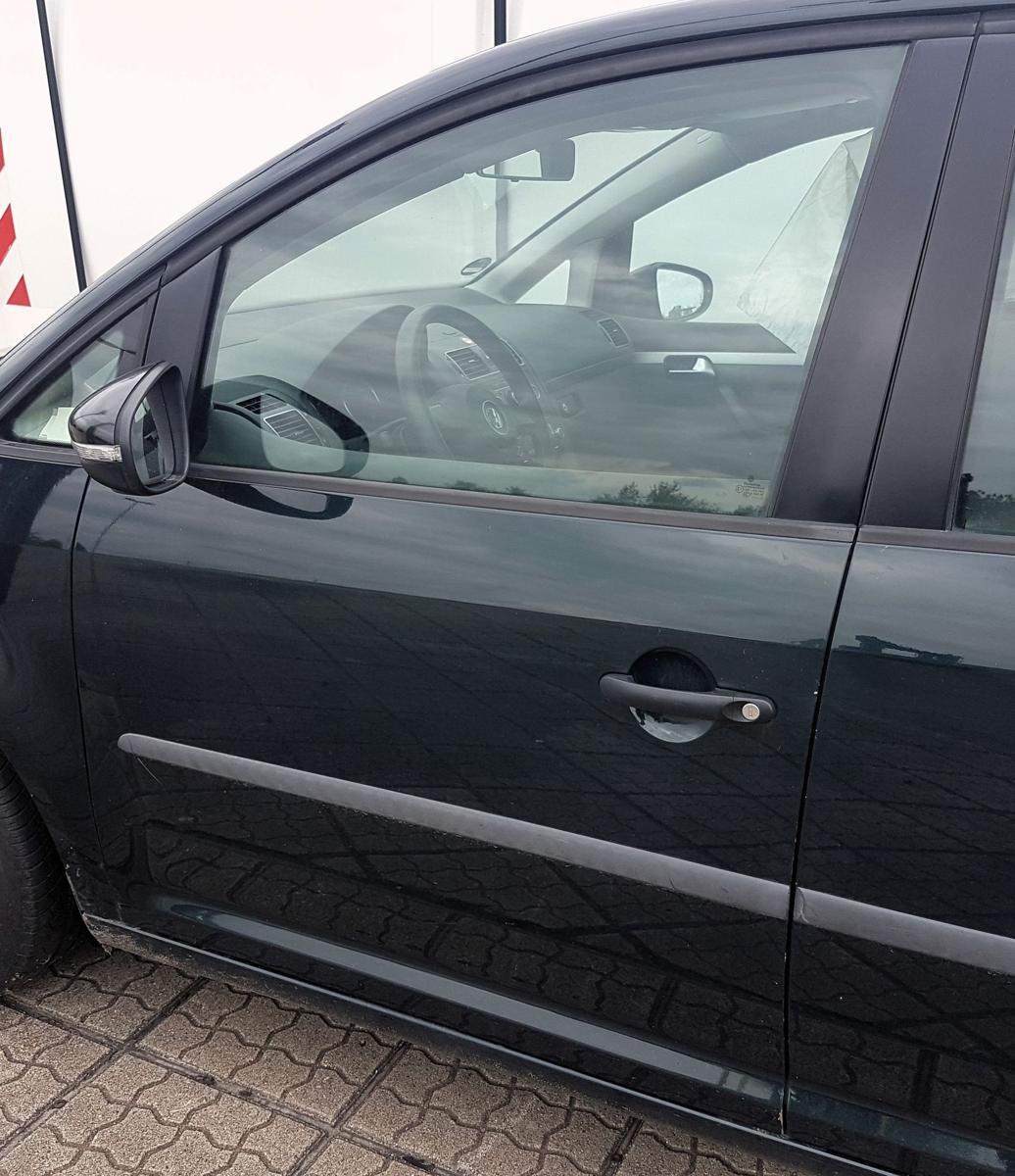 VW Touran 1T3 T&uuml;r vorn links in LD6W Veneziengr&uuml;n Bj2013 Rohbaut&uuml;r