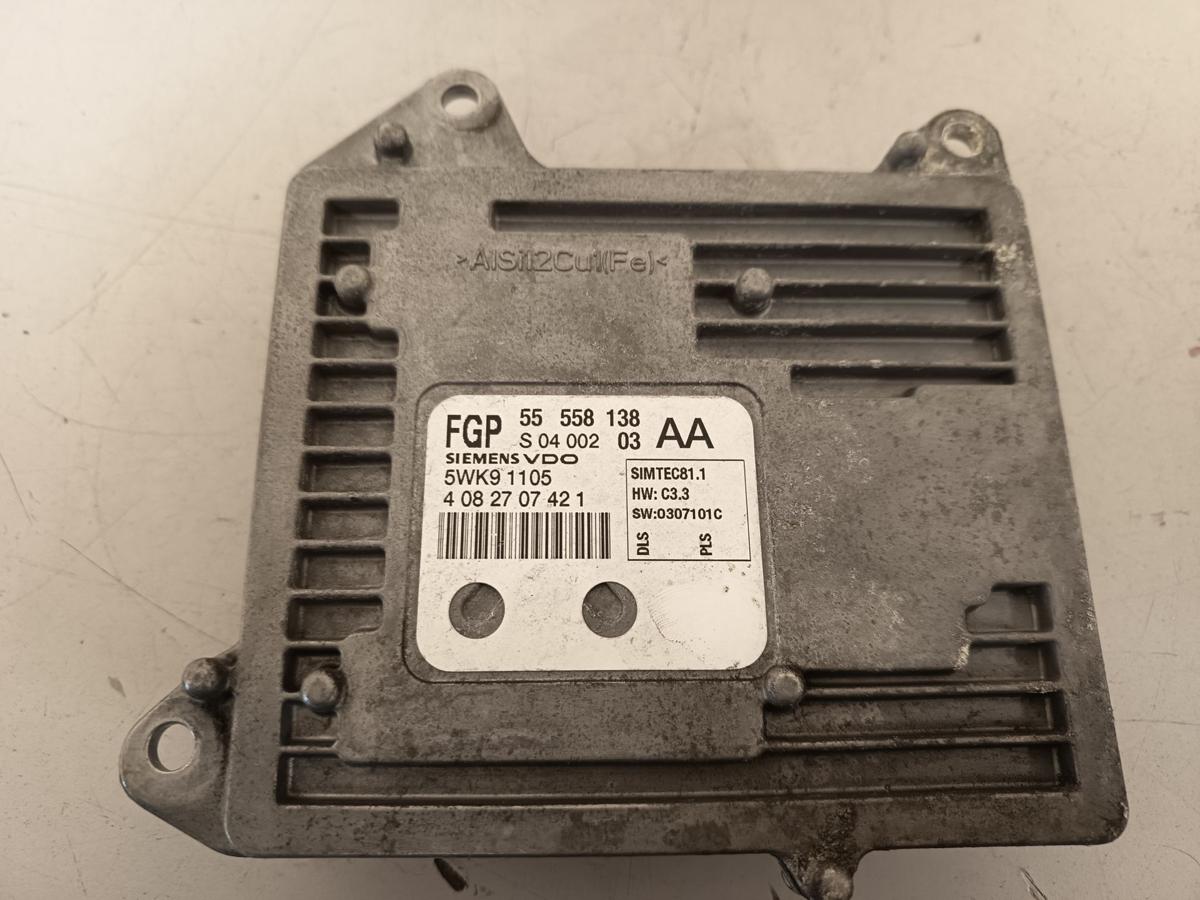 Opel Vectra C Bj 04 orig Motorsteuergerät 55558138 entheiratet 2,2L 114KW Z22YH