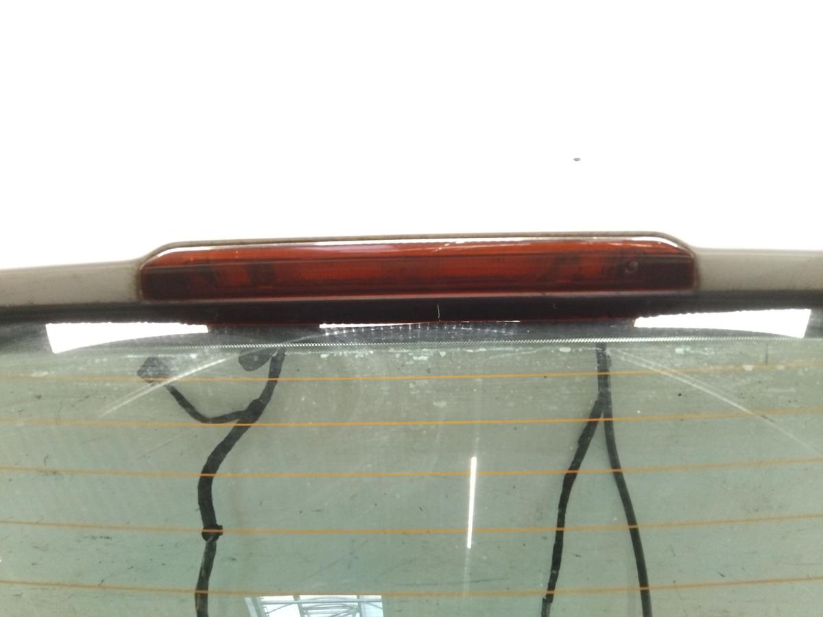 Ford Focus 3 DYB Kombi Heckklappe Polarsilber mit Scheibe BJ2011 Turnier