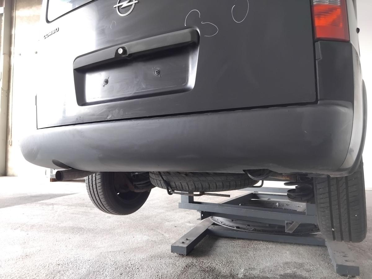 Opel Combo C Tour original Stossfänger Stoßstange hinten unlackiert BJ2008