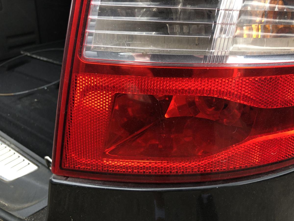 Renault Laguna III 3 R&uuml;ckleuchte rechts R&uuml;cklicht Heckleuchte Kombi Grandtour