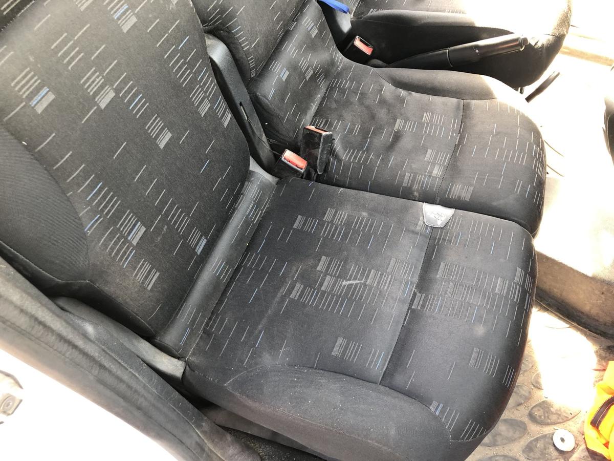 Citroen Berlingo B9 Kasten Doppelsitzbank Sitzbank vorn rechts klappbar Stoff
