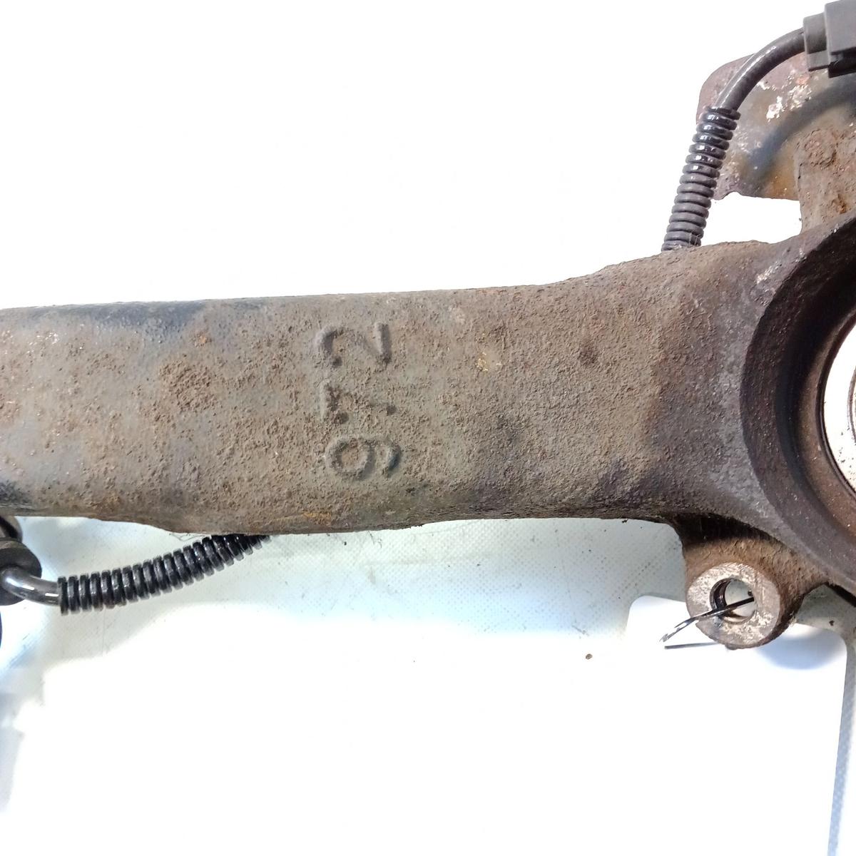 Audi A4 B5 Achsschenkel Radlagergeh&auml;use Vorderachse links 1.6 74kw Bj.1997