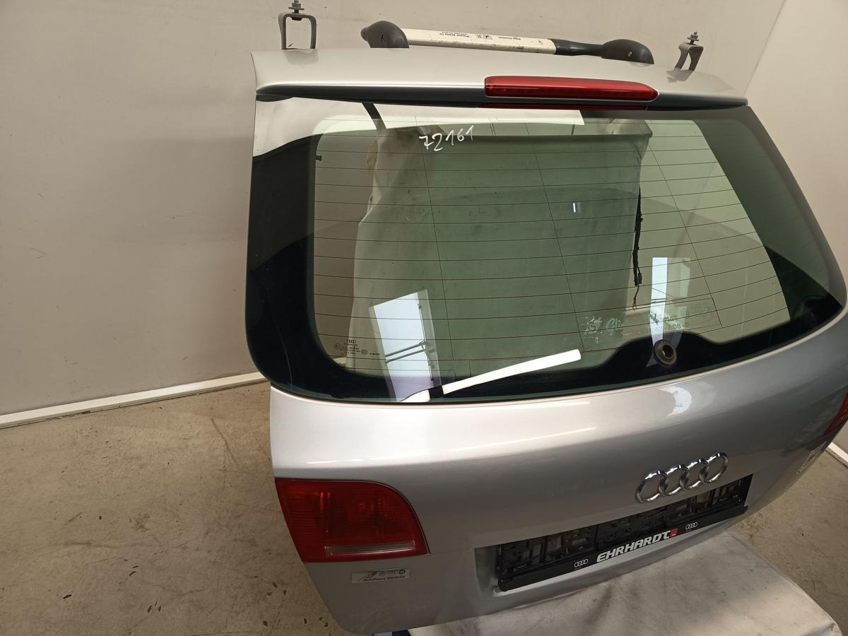 Audi A3 8P vor Facelift original Heckklappe mit Scheibe LY7W Lichtsilber Bj 2006