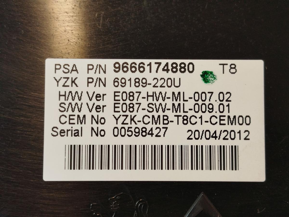 Peugeot 3008 I Typ 0U Tacho Kombiinstrument 1.6 115kw Benzin Instrumente OEM