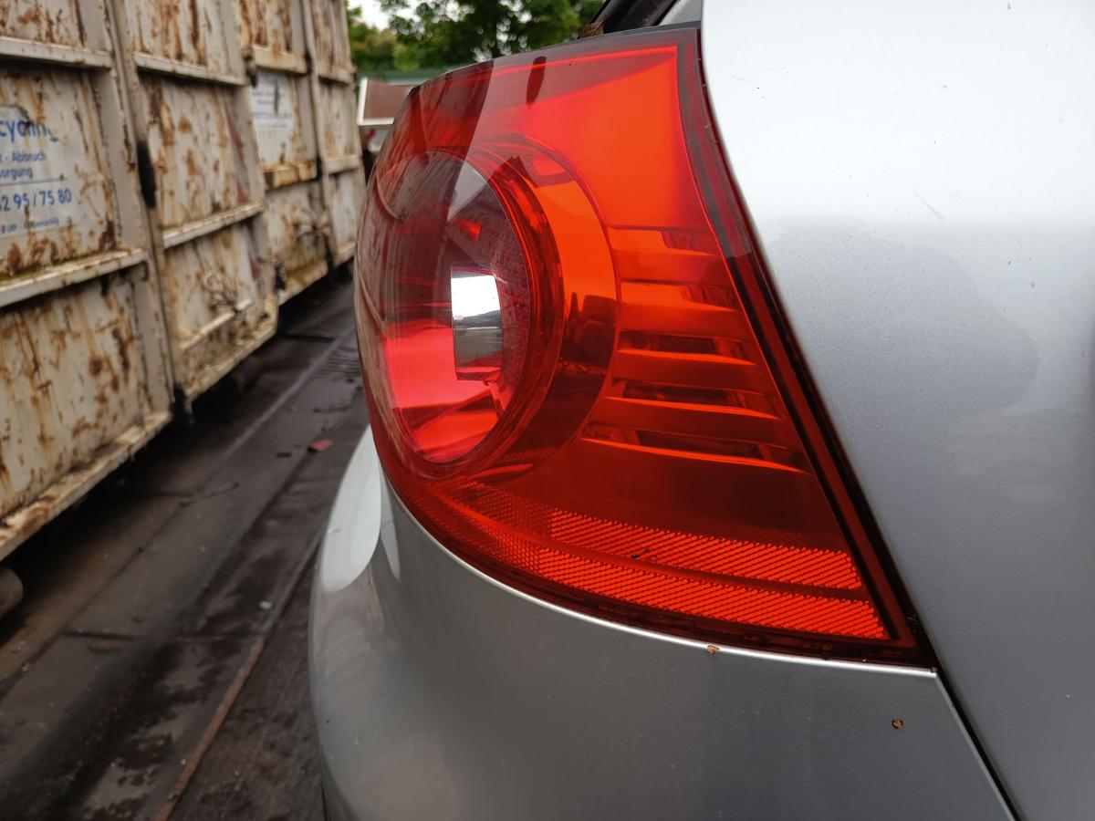 VW Golf V original Rückleuchte rechts Heck/Schluss/Licht Bj 2005