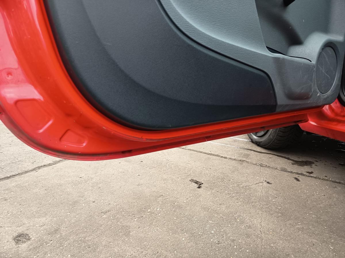 Ford KA RU8 original T&uuml;r links Fahrer Sunriserot Bj 2010