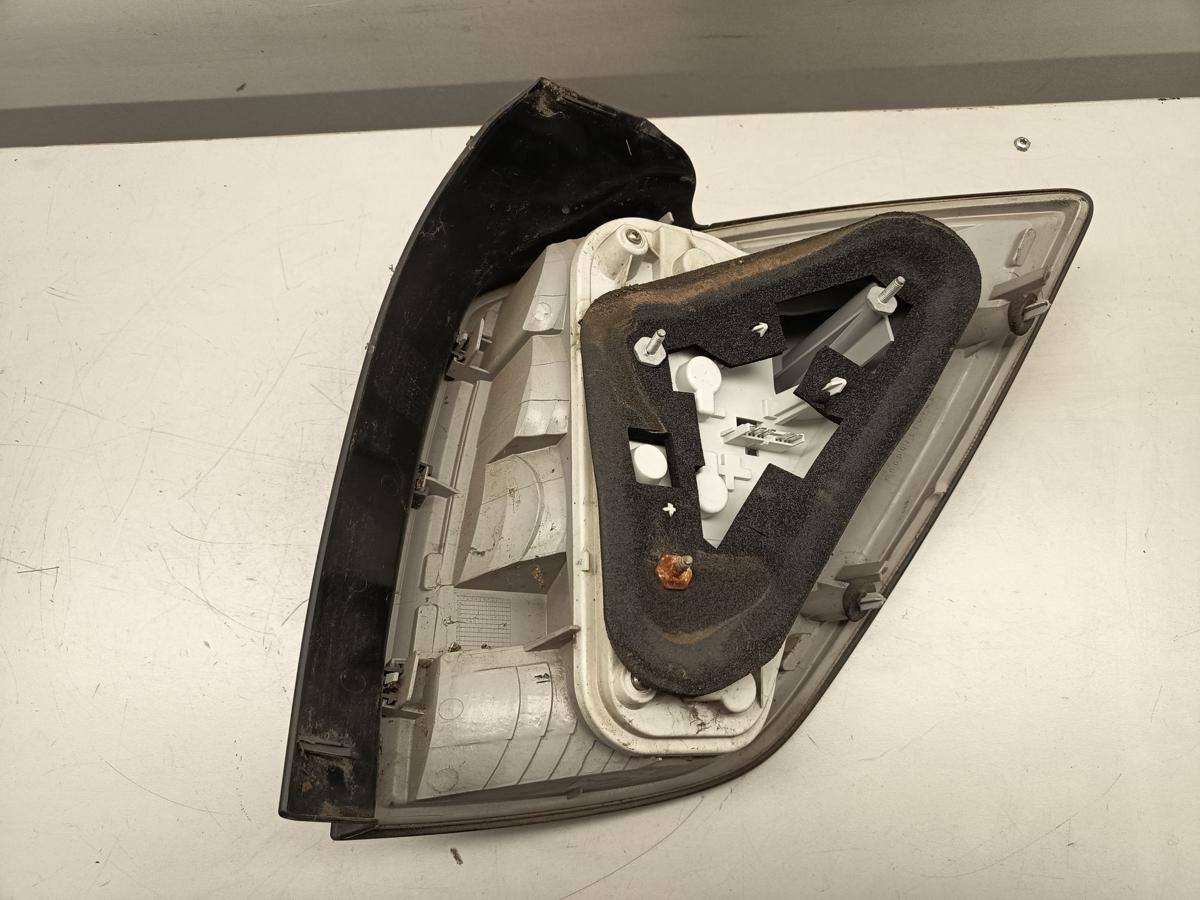 Opel Astra H Caravan ab 2007 original Rück-Heck-Schlussleuchte links Facelift