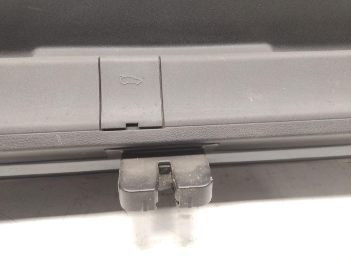 Audi A3 8V Heckklappe Kofferraumdeckel Heckscheibe 3t&uuml;rig LX7R Bj2013