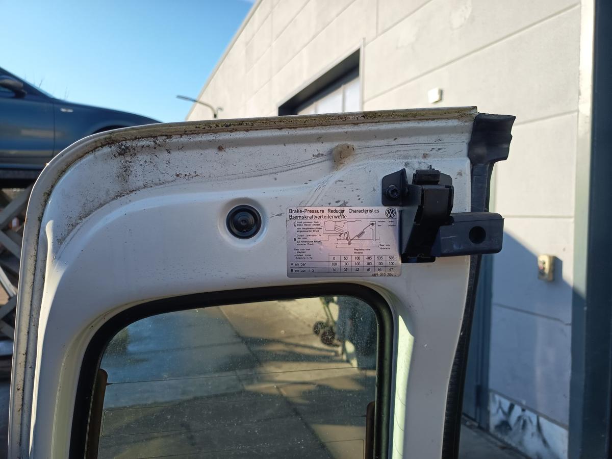 VW Caddy II 9KV orig Heckt&uuml;r rechts mit Scheibe Fl&uuml;gelt&uuml;r L902 wei&szlig; Bj 2003